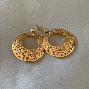 big hoops gold earrings